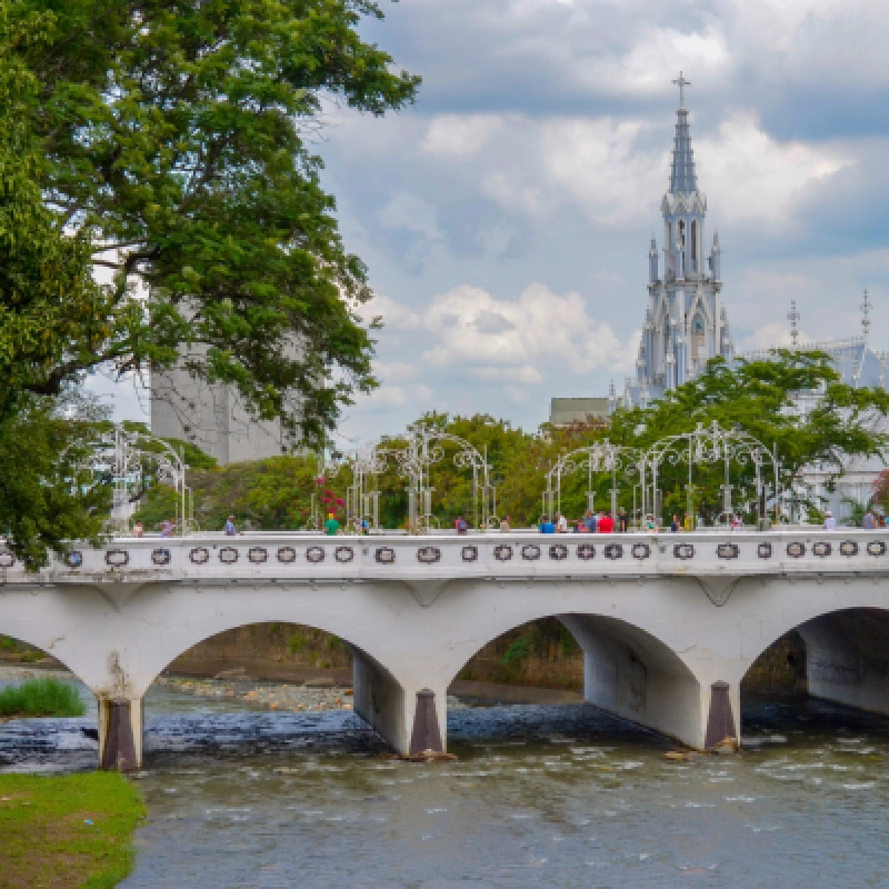 a Bucaramanga y Montería