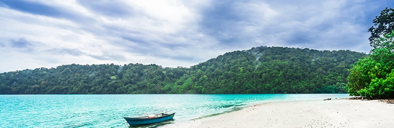 Región Nuquí o Bahía Solano: ¿cuál elegir según tu tipo de viaje?