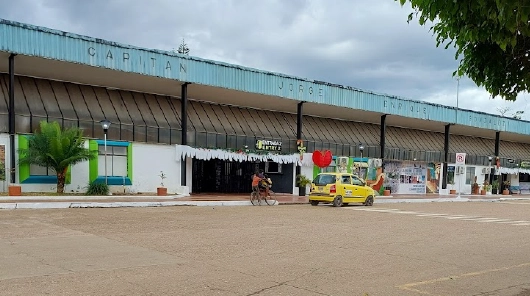 Aeropuerto Jorge Enrique González Torres